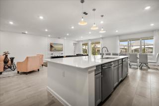 15 Bedrooms155 Bathroomsveranda Palms 2477Rd - 4