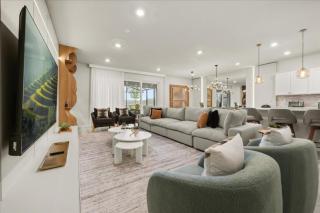 10 Bedrooms 8 Bathrooms Windsor Cay 15973Cc - 5