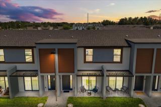 3 Bedrooms3 Baths Hub Westside Reserve 8801Pd - 0