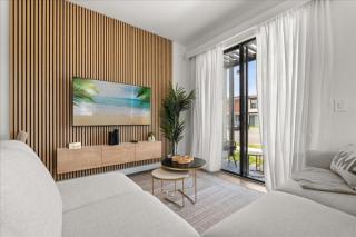 3 Bedrooms3 Baths Hub Westside Reserve 8792Pd - 9