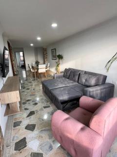 Estilo, Comodidad y Ubicación Ideal en Bucaramanga - Bucaramanga - 4