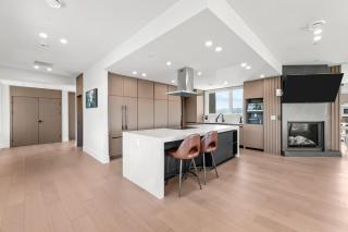 Elegant Retreat in Nanaimo with Style & Comfort - Nanaimo - 7