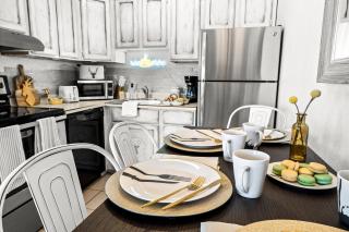 Cozy PC Condo - Top Floor Studio - Park City - 2