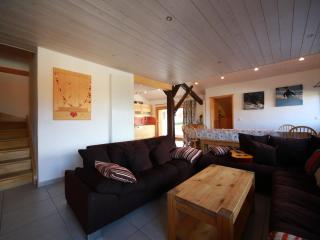 Ferme rénovée 12 pers, 450m des pistes, navette gratuite, balcon S-O, parking, WIFI - FR-1-572-23 - Arâches-la-Frasse - 3