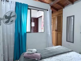 Apartamento duplex con terraza privada cerca estadio Atanasio Girardot - Medellín - 1