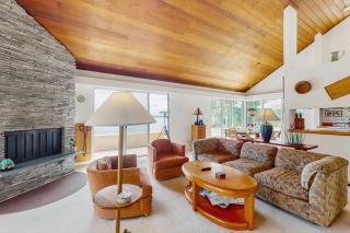 Rockledge Cedar Retreat - North Hero - 9