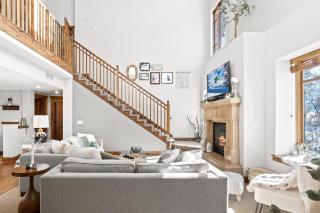 Penthouse at Peace - Waterfall Pool - Park City - 6