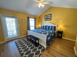 Gorgeous 3 bedroom townhome Walk to the beach - 5