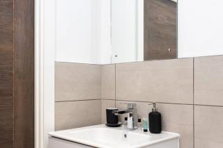 Modern Studio Near Old Trafford Stadium - Manchester - 1