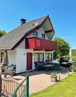FH "Bären Ecke" am See im hessischen Bergland - Kirchheim - 0