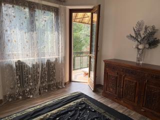 LUX Apt - 2Bedr with View and Parking - 5