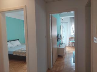 Sunny Lakeside Apartment - Ohrid - 3