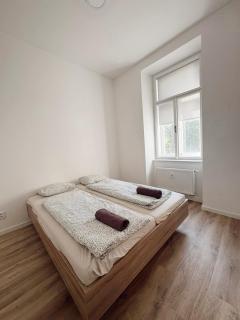 HideOut Apartments - Brno - 5