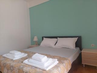Sunny Lakeside Apartment - Ohrid - 2