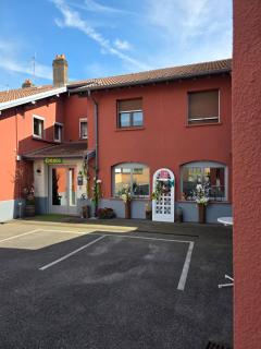 Relais Vosgien - Hôtel Restaurant "la Table de Sophia" - Saint-Pierremont - 7