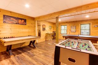 Lakeside Cabin Game Room, Dock, Orchard, Wineries - Ellijay - 7