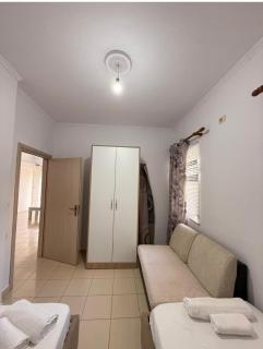 Cosy Summer Apartment - Saranda - 8