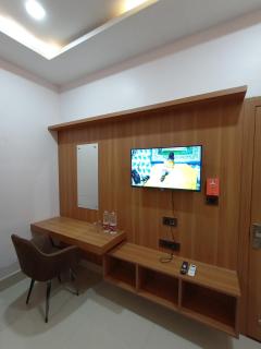 NBR SADAN Hotel & Restaurant - Govardhan - 5