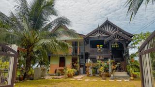 Kampung Nature Stilt House with Paddy Field View - Balik Pulau - 0