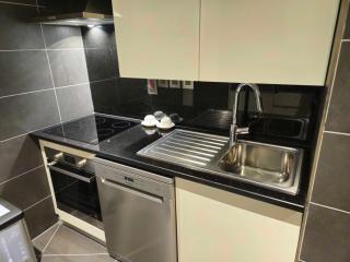 KAFD Two Bedroom Apartment - Riad - 8