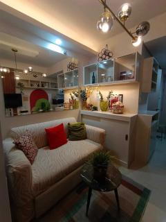 Kathy's Place at Style Residences - Iloilo City - 9