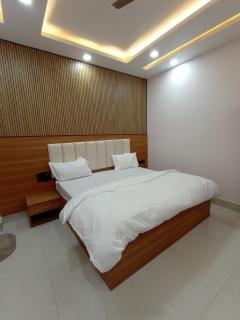 NBR SADAN Hotel & Restaurant - 2