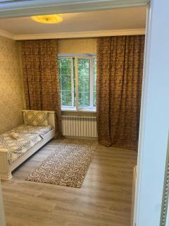 Панфилова 83 - 1