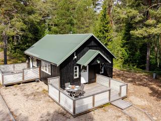 Holiday Home Hölick Tallen 2 by Interhome - Hudiksvall - 0