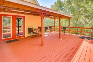 Less Than half Mi to Lake George Access Cabin with Decks! - - 9