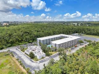 Premium King Room 7min Disney and Free Parking - Kissimmee - 1