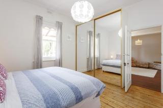 Charming Charles Pet Friendly Near Cafes and Beaches - South Fremantle - 1