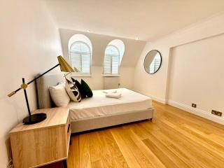 Covent Garden Apartments - London - 9