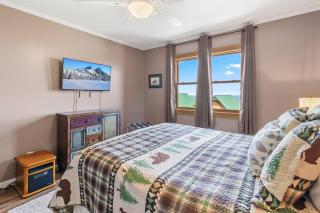 Stylish Condo Great Views Hot Tubs Close to Lift - Snowshoe - 3