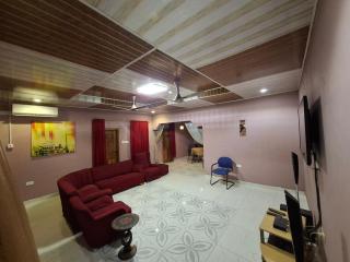 Rankbel Holidays Apartment - Kumasi - 0