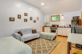 6 Mi to Bethel Woods Cabin with Pool Access - Mongaup Valley - 8
