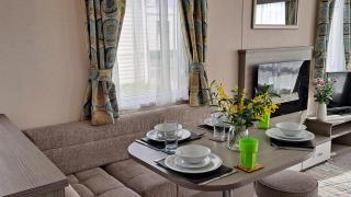 Hayling Island Holiday Park Holiday Home Sleeps 4 - South Hayling - 0