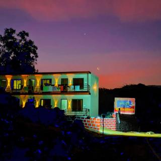 Hotel krushna kunj 2 - Jāmb - 4