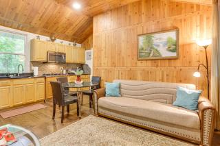 5 Mi to Monticello Raceway Cabin with Pool Access! - Mongaup Valley - 8
