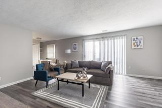 Lake Castleton Lakeside Apartments by Barsala - Indianapolis - 3