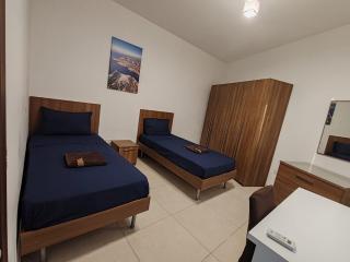 Spacious 3-Bedroom Apartment in Central Msida - Msieraħ - 4