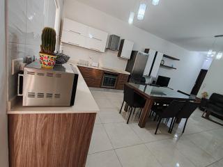 Spacious 3-Bedroom Apartment in Central Msida - Msieraħ - 7