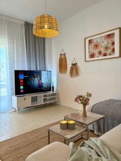 Sea La Vie - Beachfront Luxury - Hanioti - 3
