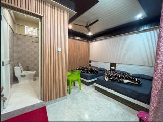 Hotel New Nandi by Bookmytournow - Joshimath - 3