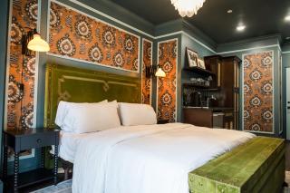 The Gas Lamp Hotel - 5