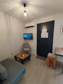 Le Collonges, éco-container PMR, Vallée de la Dordogne - Souillac - 4