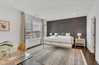 Large Home with Rooftop & Views Sleeps 12 - 9