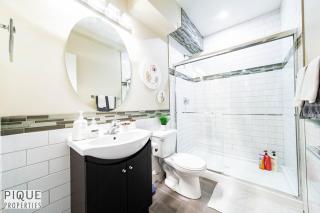 Cozy Haven Suite - KingBed - Wifi - Sleeps 4! - Edmonton - 3
