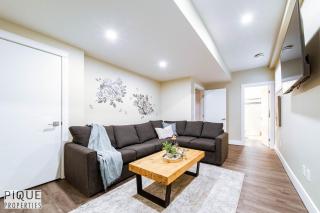Cozy Haven Suite - KingBed - Wifi - Sleeps 4! - Edmonton - 5