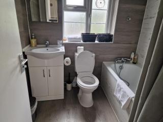2BR Apartment Earls Court Prime Location - Londra - 8