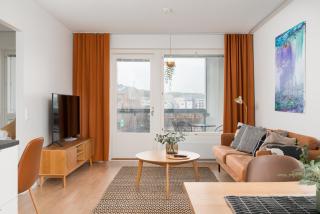 Executive living, Best location on Jyväskylä, 65 TV, Sauna, balcony, Free parking, 6min to City, Paviljonki 1min - Jyväskylä - 0